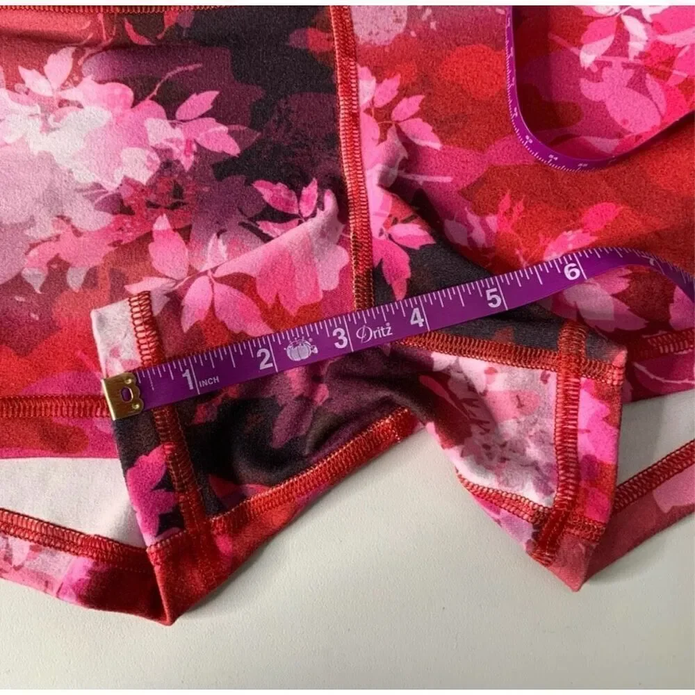 Fleo Rose Camo 3.25 short size small excellent condition